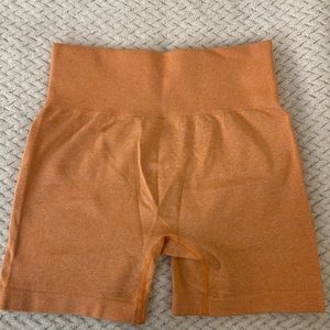 Orange athletic shorts seamless
